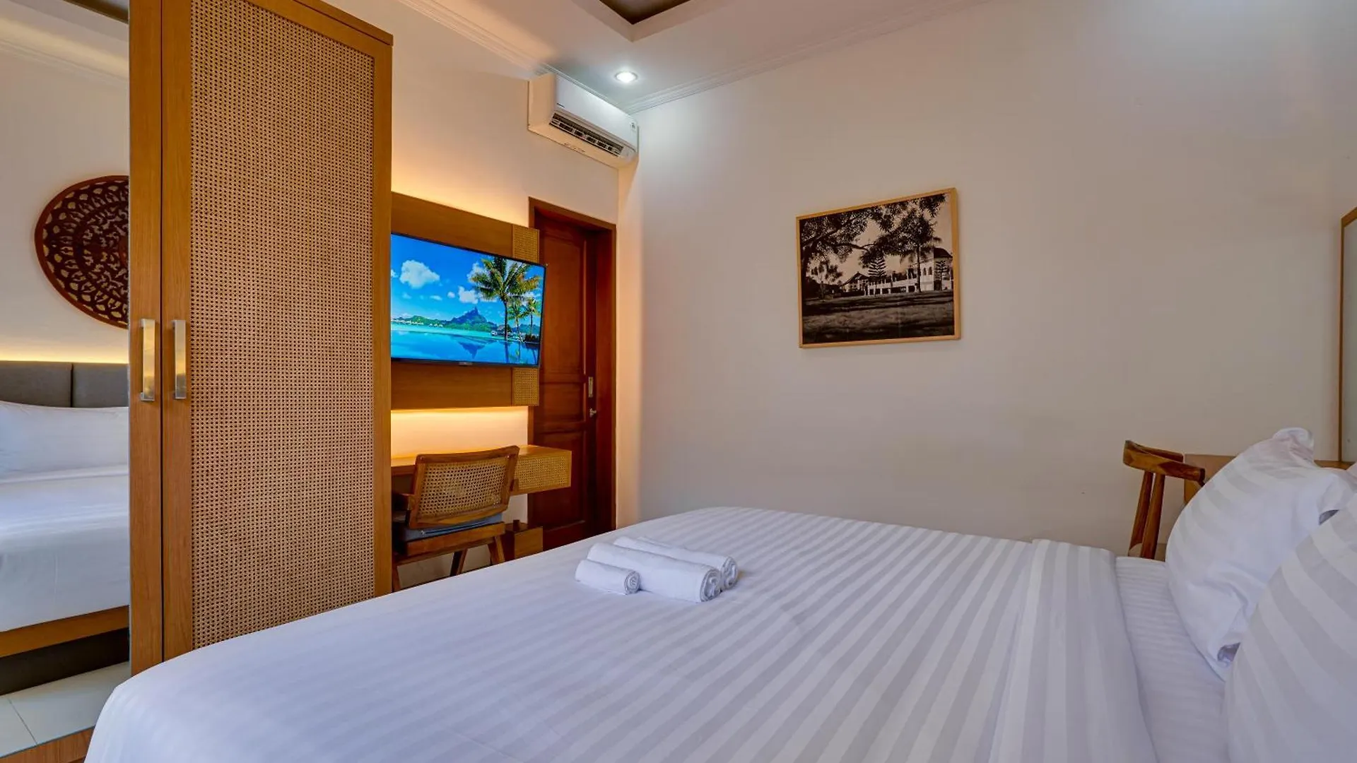 Villa Boswellia Seminyak Near Double Six Beach