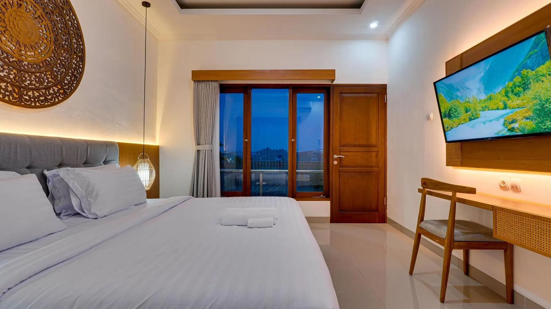 Villa Boswellia Seminyak Near Double Six Beach