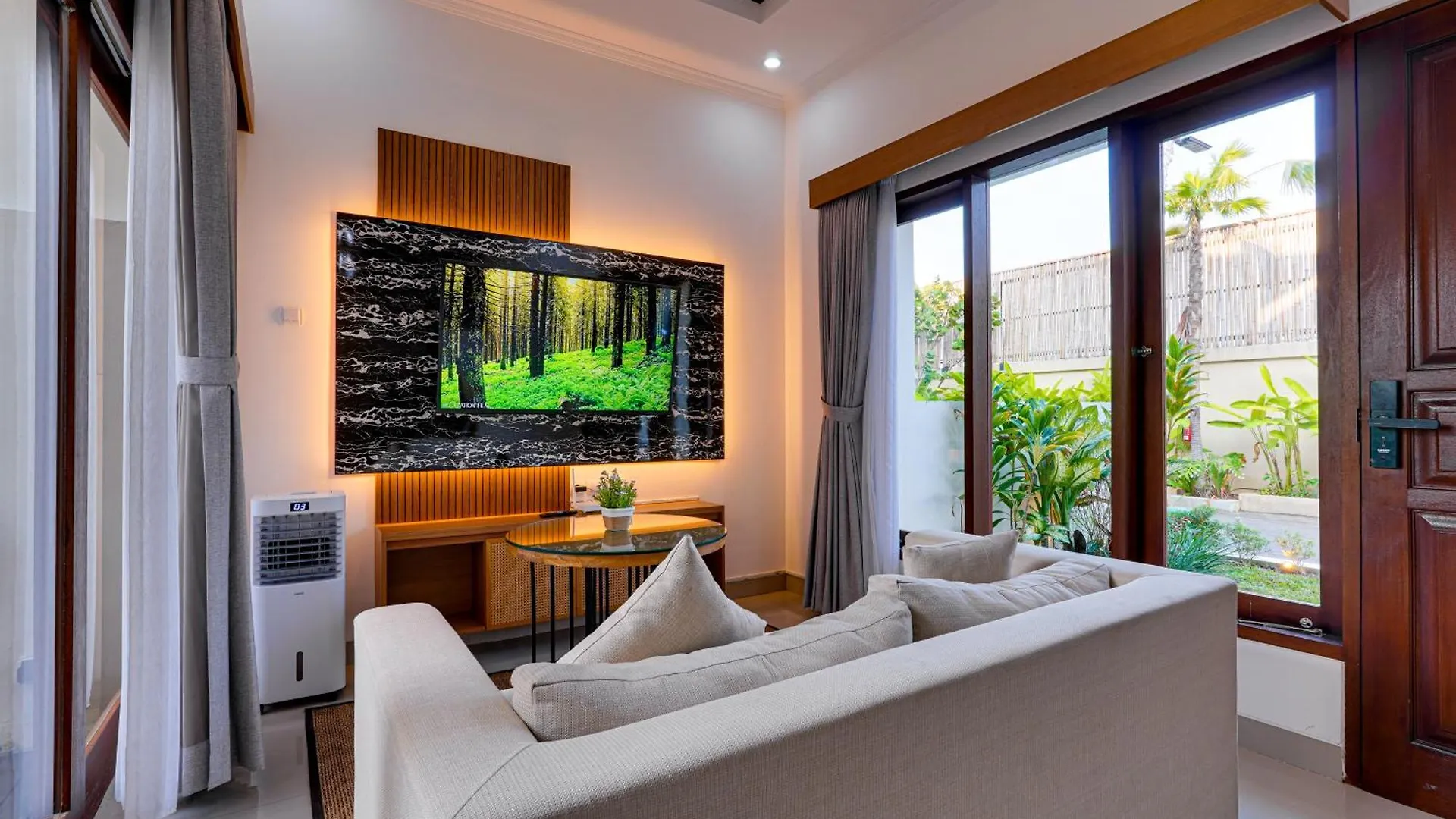 Villa Boswellia Seminyak Near Double Six Beach Indonesia